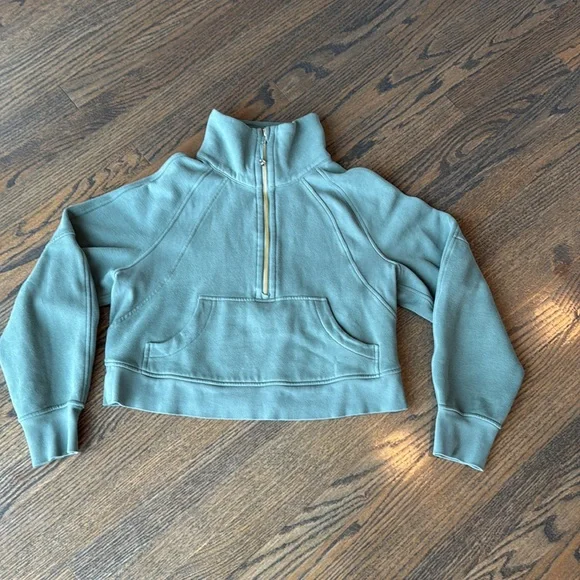 lululemon athletica Sage Green Half-Zip Funnel Sweatshirt - Picture 8 of 14